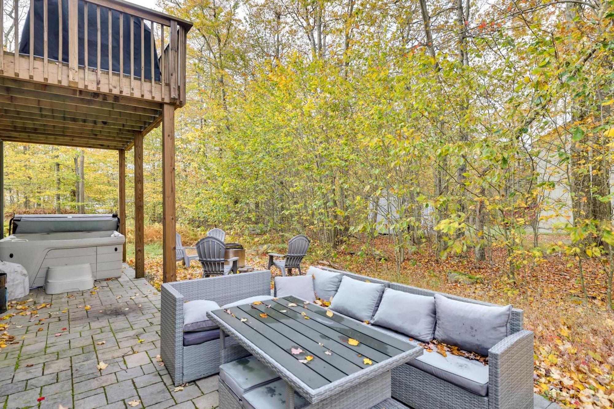 Tobyhanna Home With Game Room And Fire Pit Zewnętrze zdjęcie